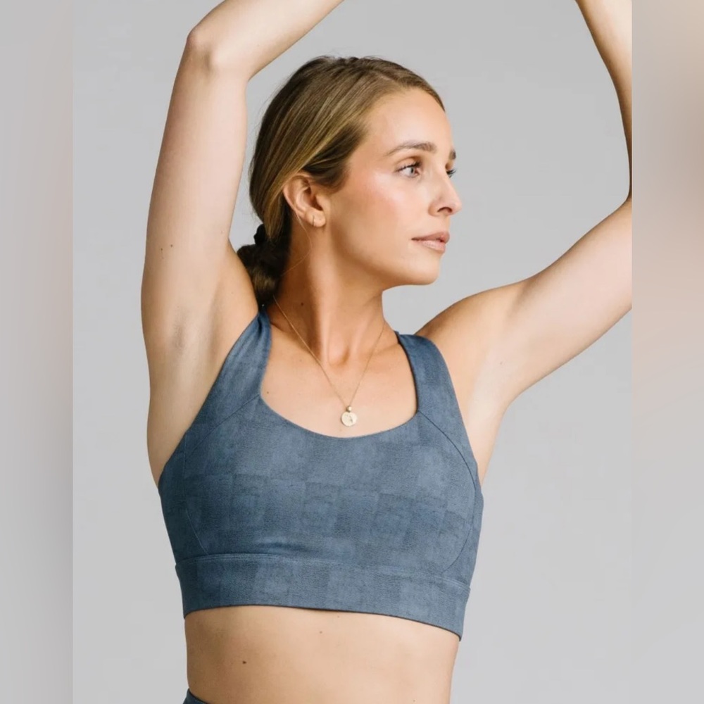 Zyia - Slate Full Grain Light n Tight Strappy Bra RC - Medium